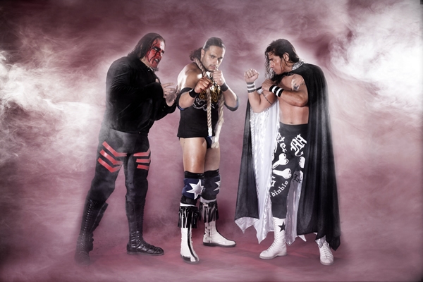 Tres gladiadores en busca del Megacampeonato.