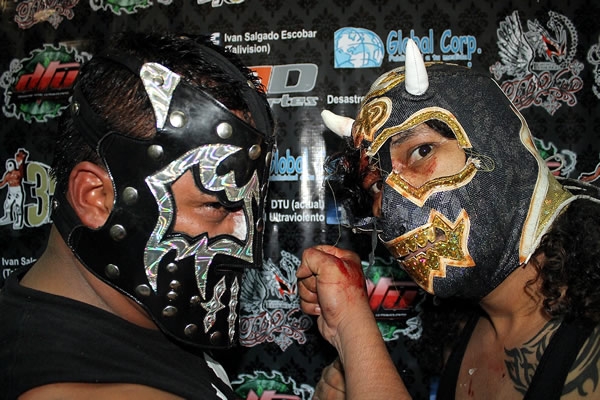 Ultraviolencia en DTU.