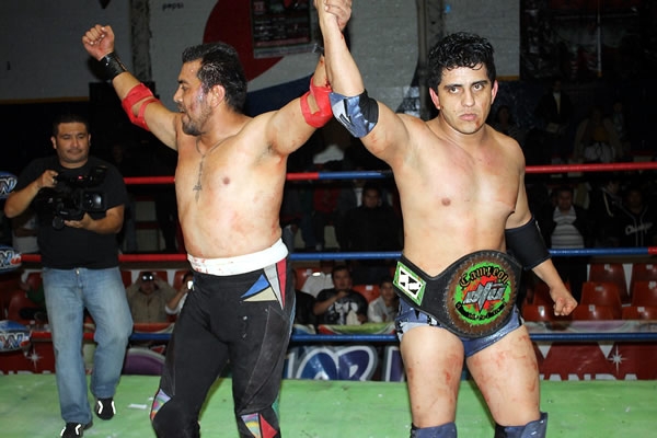 Ultraviolencia en DTU.