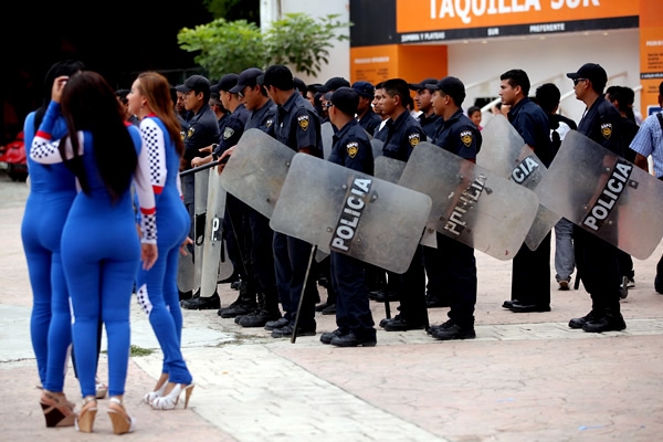 Un dispositivo de seguridad se colocó en las afueras del Zoque.
