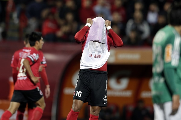 Un empate a ceros que sabe a derrota en la Perrera del Mundo.