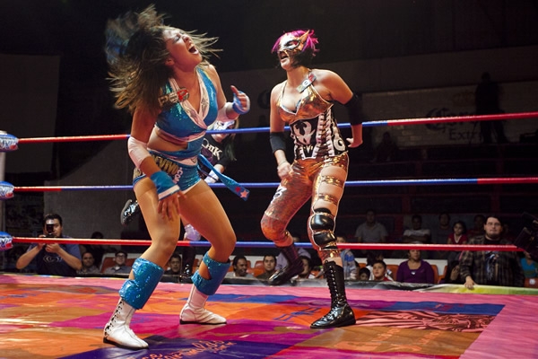 Un homenaje a las mujeres de la lucha libre en su día.