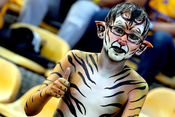 Un pequeño tigre apoyando al equipo de Ferretti.