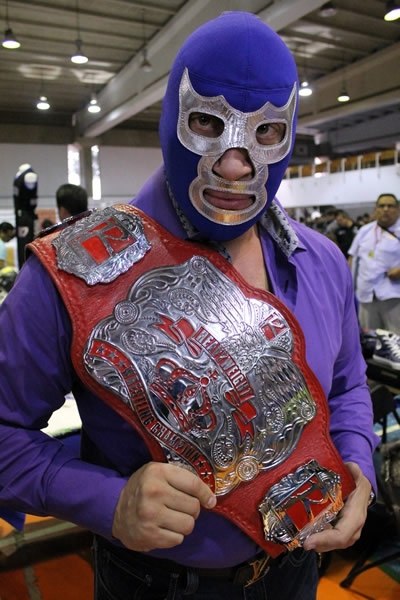 Una convivencia de luchadores y aficionados.