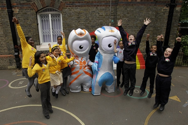 Wenlock y Mandeville son las mascotas de Londres.