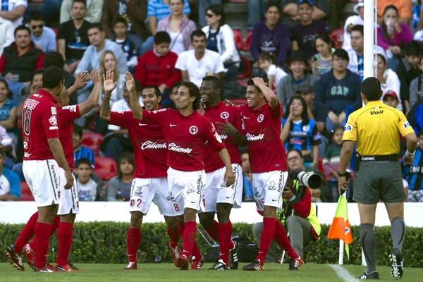 Xolos y Gallos Blancos