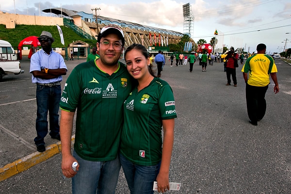 Y con eso no importa la camiseta, hoy juegan los verdes.