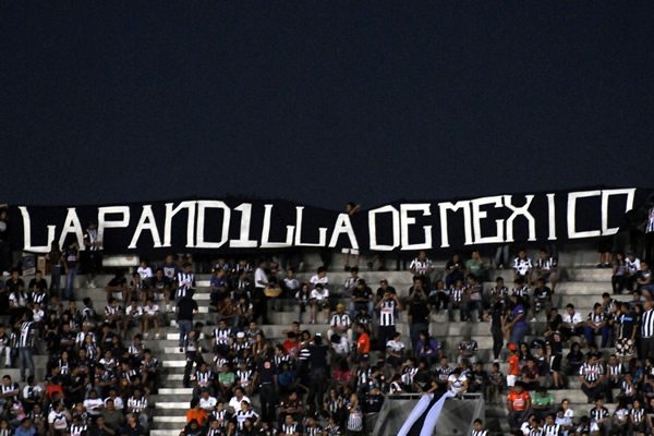 Y se nota por la leyenda de su gradas.