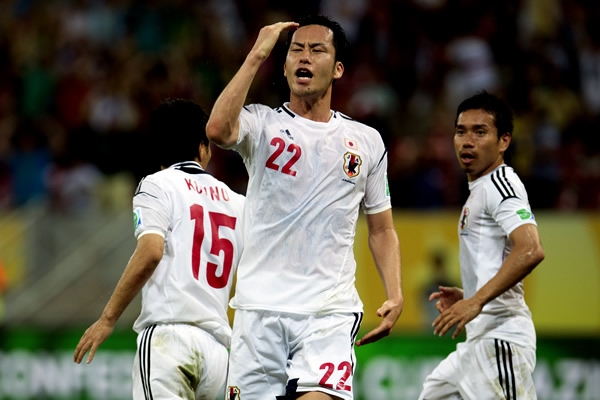 Yoshida pone el cuarto pero de fuera de lugar.