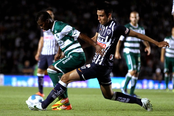 Zavala realizó su trabajo en la contención.