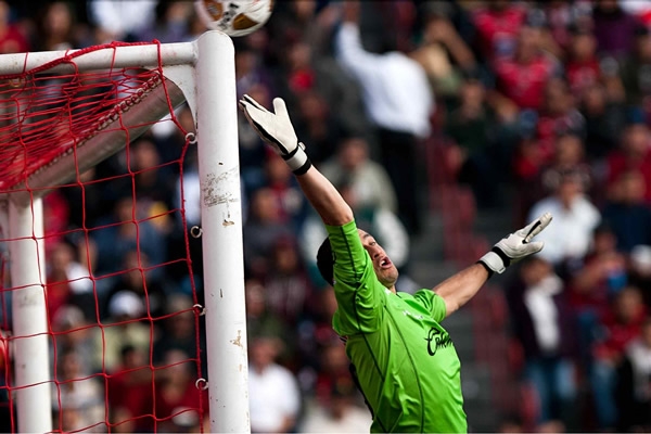 Adrián Zermeño no permitió goles en su portería.