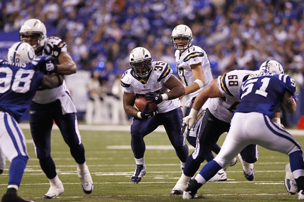 Cargadores vencieron por 36-14 a Potros en un partido espectacular.