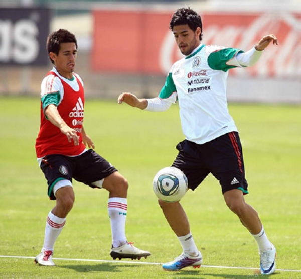 Carlos Vela participó en el interescuadras.