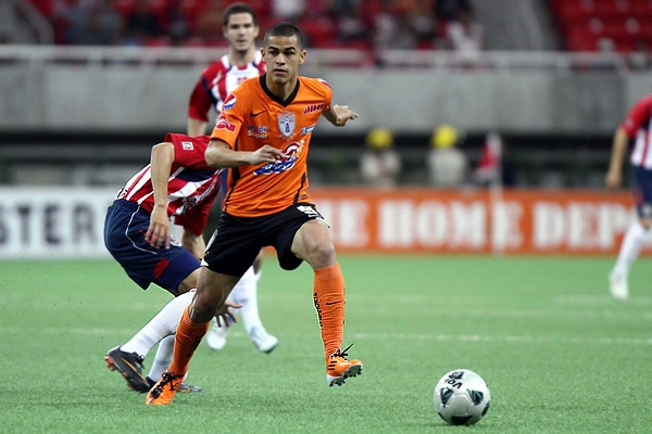 Chivas 4-1 Pachuca14