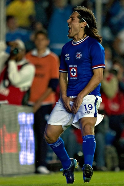 Cruz Azul-Pumas.