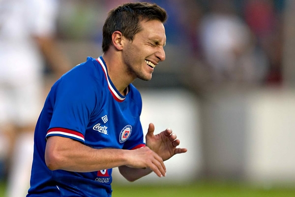 Cruz Azul-Pumas.