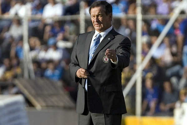 Cruz Azul-Pumas.