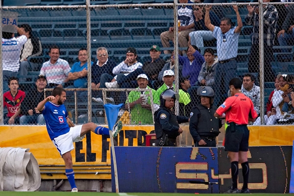 Cruz Azul-Pumas.