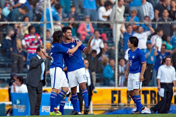 Cruz Azul-Pumas.