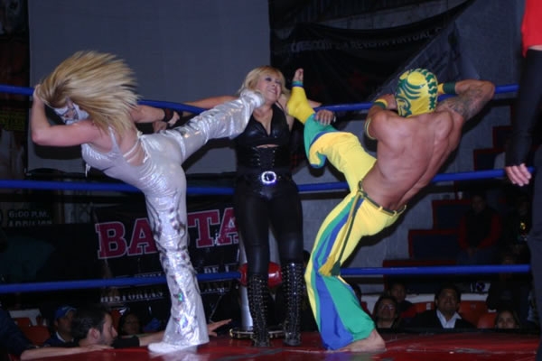DTU Femenil se entregó en el ring.