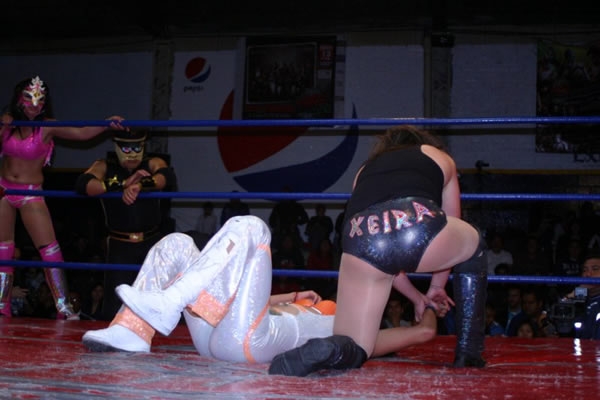 DTU Femenil se entregó en el ring.