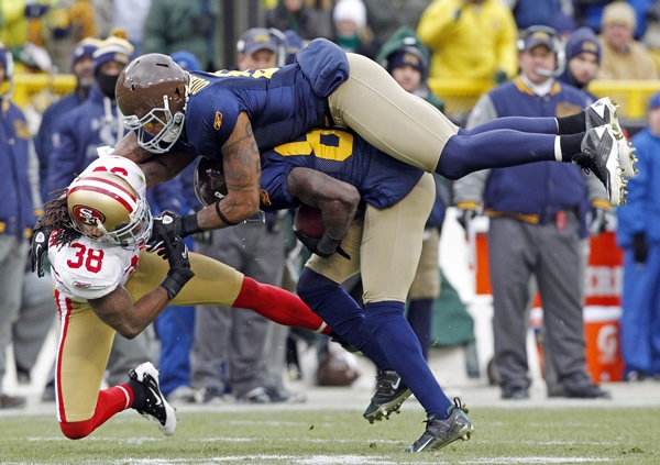 Empacadores vencieron el domingo por 34-16 a 49ers.