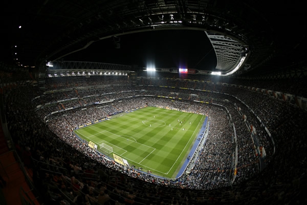Espectacular lleno en el Bernabéu