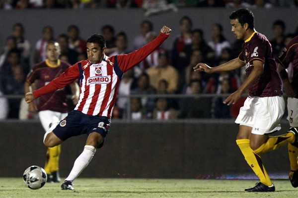 Estudiantes-Chivas.