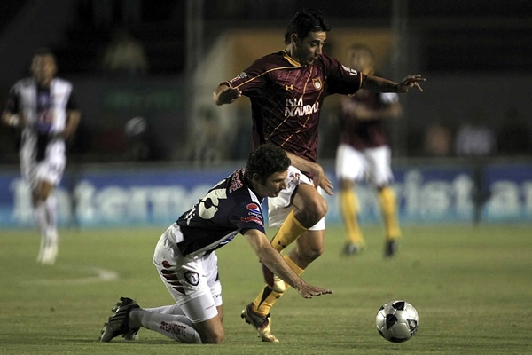 Estudiantes-Pachuca.