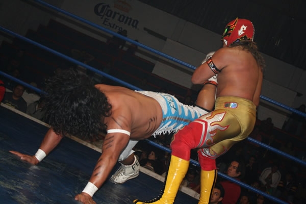 Excelente función en la López Mateos.