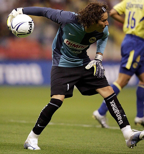 Guillermo Ochoa10