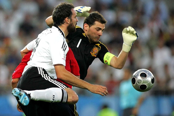 iker casillas 23