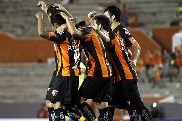 Jaguares 2-1 Emelec17