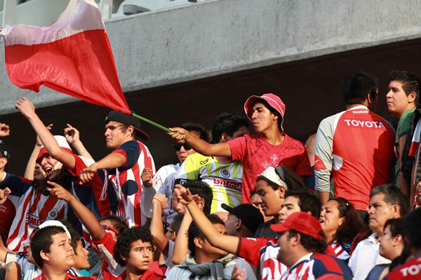 La afición apoyando en todo momento