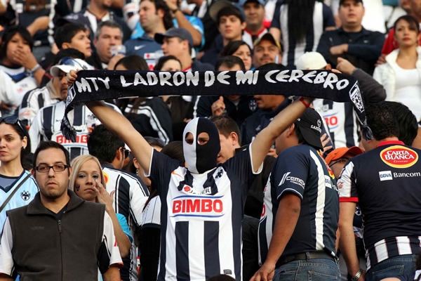 La famosa frase de la hinchada regia