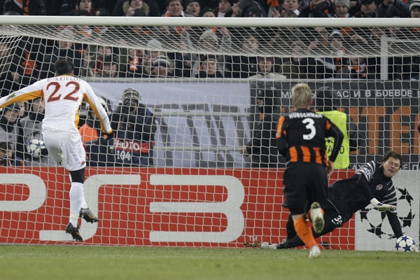 La Roma hasta falló un penal