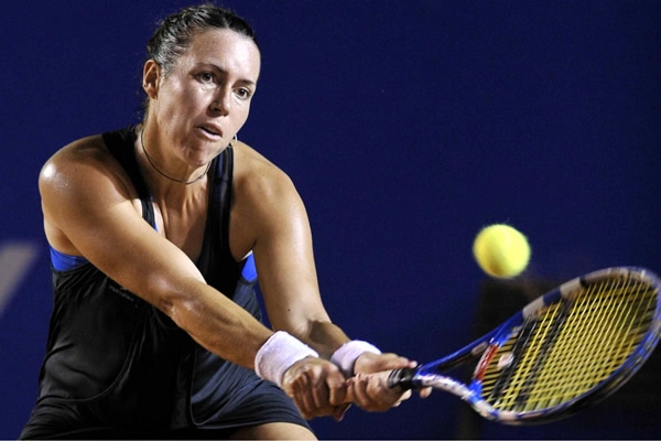 Laura Pous le complicó el primer set a Dulko.