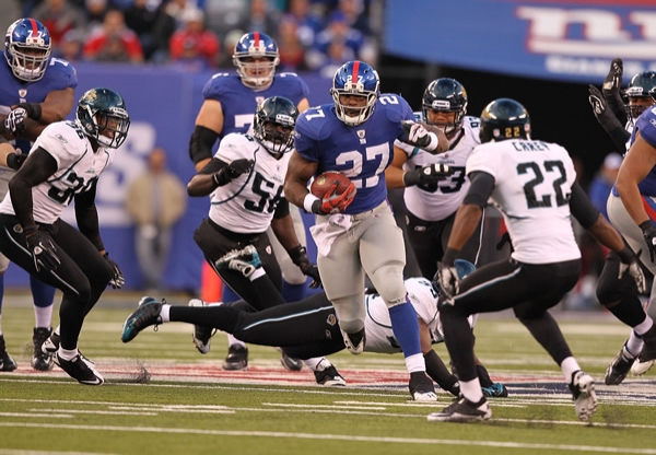 Los Gigantes remontaron para vencer por 24-20 a Jaguares.