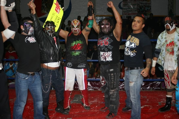 Lucha ultaviolenta en DTU vs. NGX.