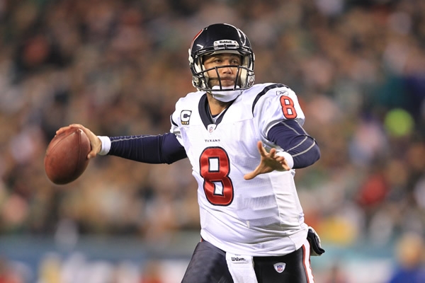 Matt Schaub ganó 337 yardas por aire y completó pases para dos anotaciones.