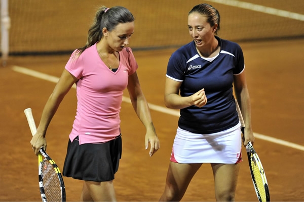 La mexicana Ximena Hermoso y la argentina María Irigoyen, cayeron en dobles femenil.