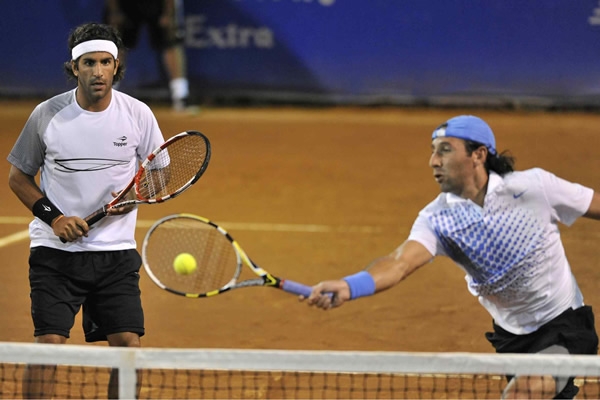 El mexicano Santiago González y el argentino Máximo González avanzaron en dobles.