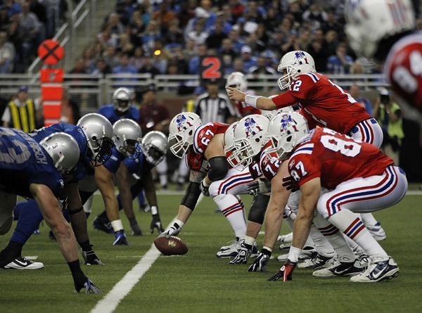 Patriotas vencieron el jueves 45-24 a Leones.