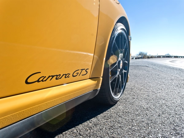 Porsche 911 Carrera GTS 2011-4