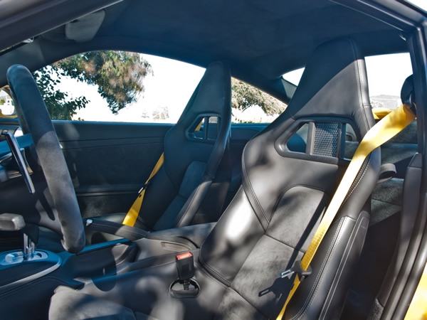 Porsche 911 Carrera GTS 2011-8