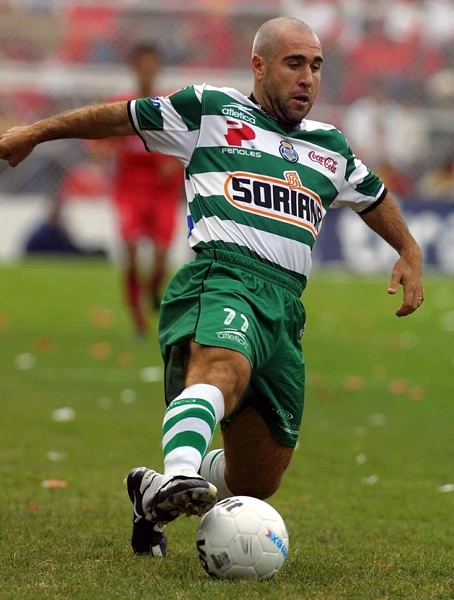 Rodrigo Ruiz 12