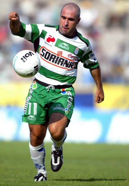 Rodrigo Ruiz 16