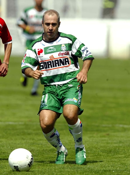 Rodrigo Ruiz 17