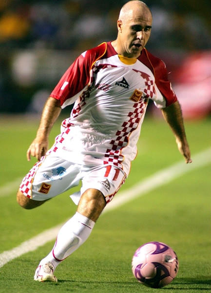 Rodrigo Ruiz 25