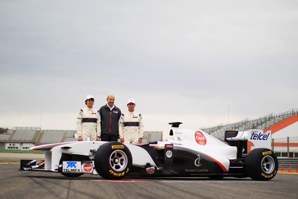 Sergio Pérez presentó el auto con el que correrá en F1.